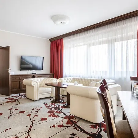 Otel Crocus 4*