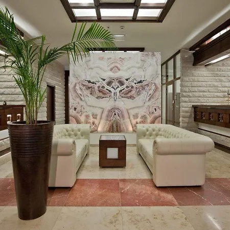 Crocus Hotell
